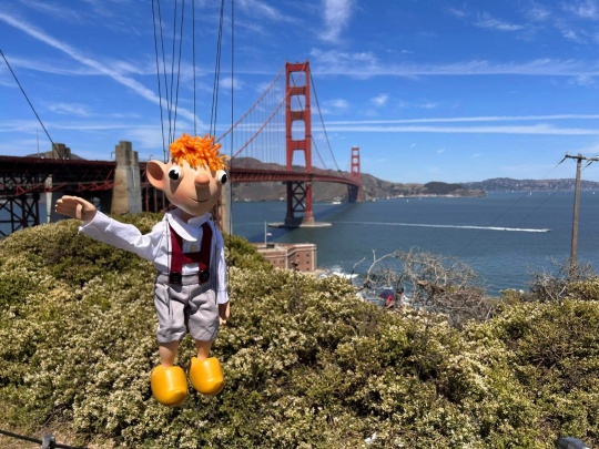 Hurvnek vyrazil do svta oslavit sv blc se 100. narozeniny