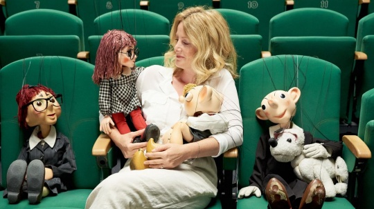 Stolet� Hurv�nek. S Denisou Kirschnerovou nejen o tom, kdo byla jeho maminka