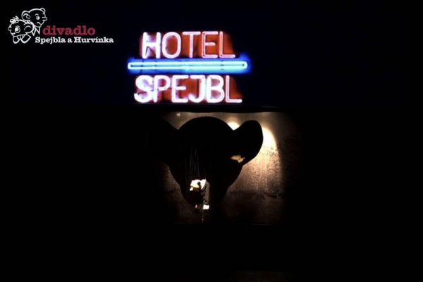 Hotel Spejbl, foto: archiv Divadla Spejbla a Hurvnka