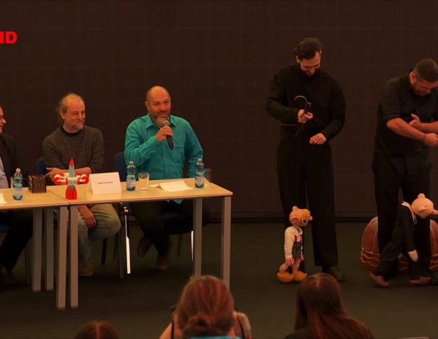 Nespi: Hurvnkova vesmrn odysea